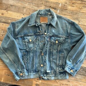 Levi’s 90s Denim Jacket